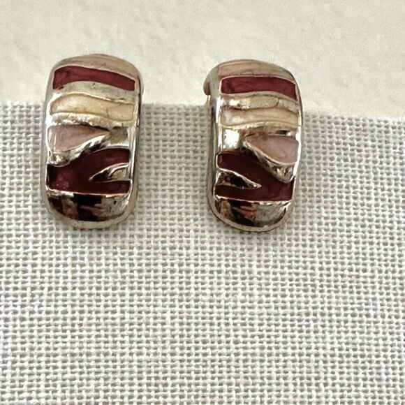 Gold tone and red clip on earrings - Picture 3 of 8